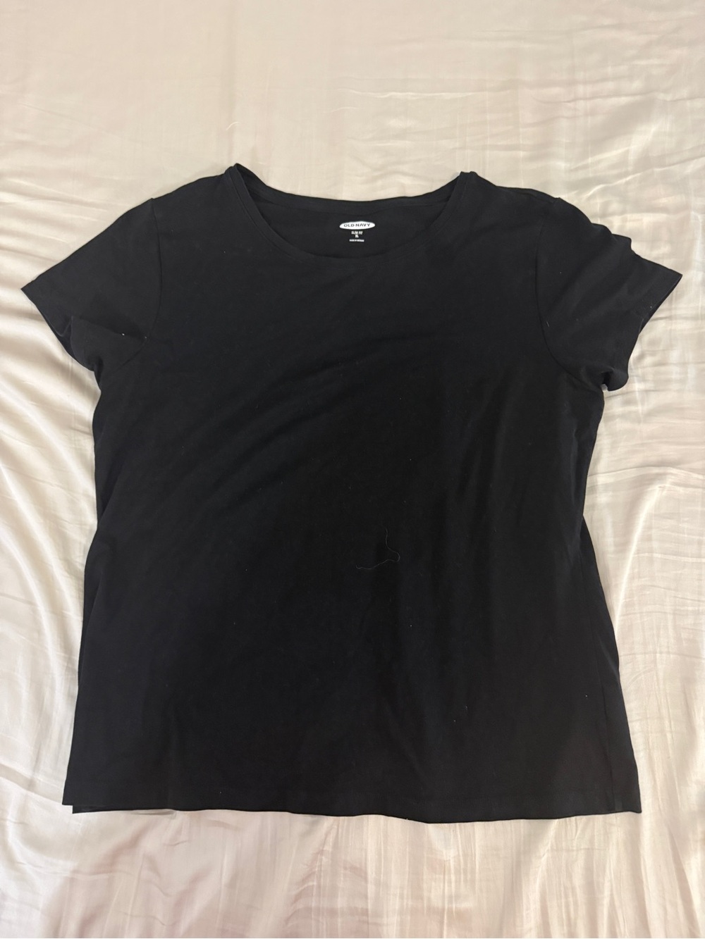 Old Navy Black Slim Fit T Shirt size XL